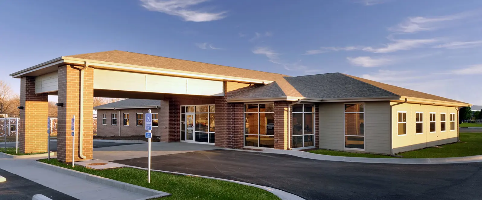 El Dorado Springs Medical Center and Walk‑In Clinic building exterior