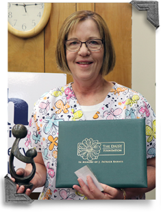 Mary Choate of CMH Home Care Services receiving the DAISY Award